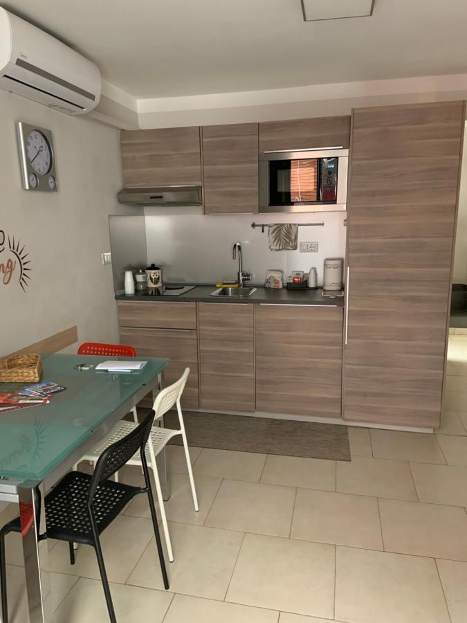 Plebiscito Home Наполи Екстериор снимка