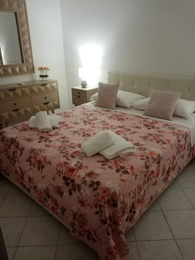 Plebiscito Home Наполи Екстериор снимка