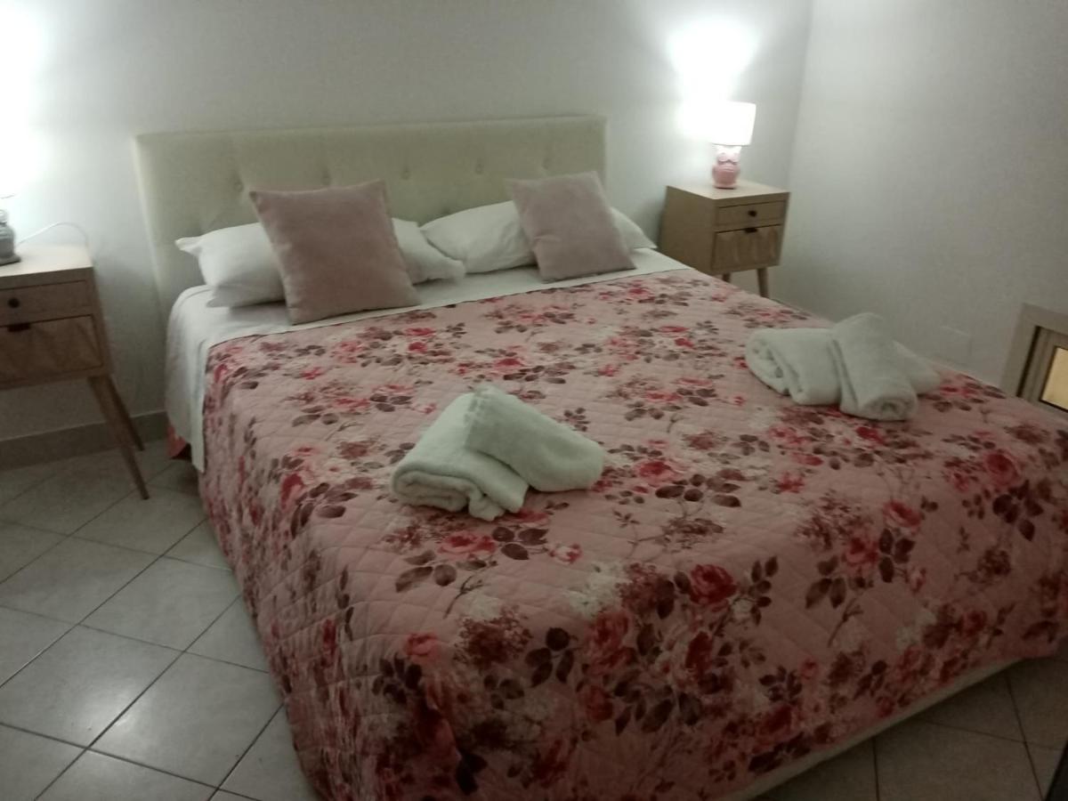 Plebiscito Home Наполи Екстериор снимка